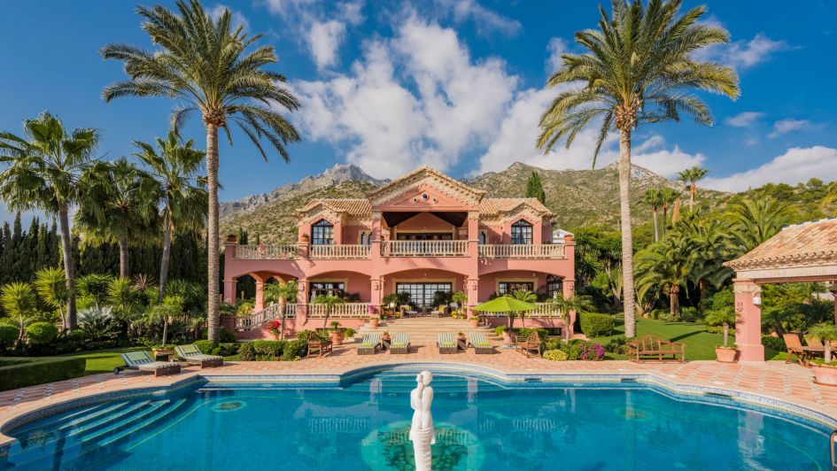 iconic traditional luxury villa with panoramic sea views in sierra blanca marbella
