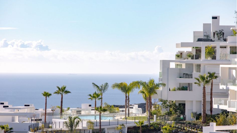 Palo Alto new development apartments and penthouses in Marbella with panoramic views