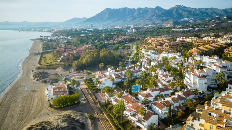 Bahia de Marbella beach, East Marbella