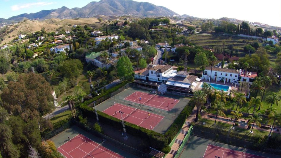 Lew Hoad Tennis Club in Mijas