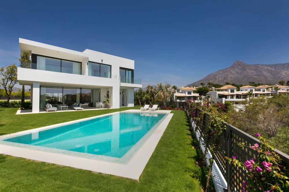 New villa in Marbella and Costa del Sol