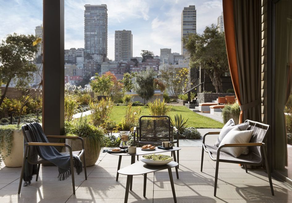 Residence 950, San Francisco by Paul Dyer