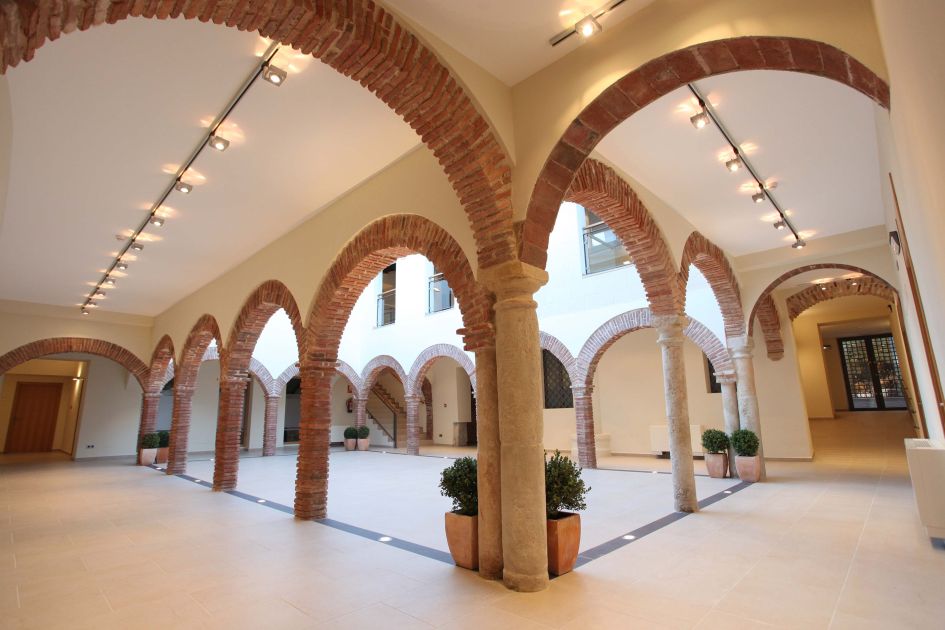 Cortijo Miraflores Cultural Centre