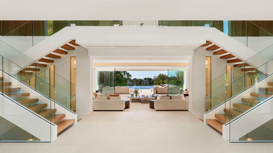 Entrance hall at Villa HG