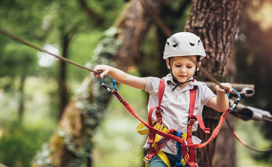 Child ziplining
