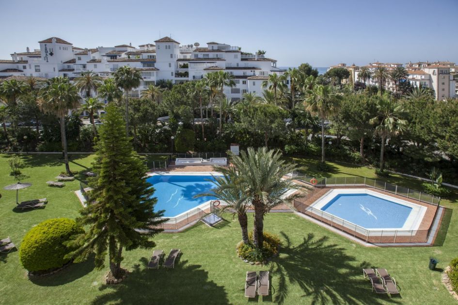 Apartamento en venta en Playas del Duque, Marbella - Puerto Banus