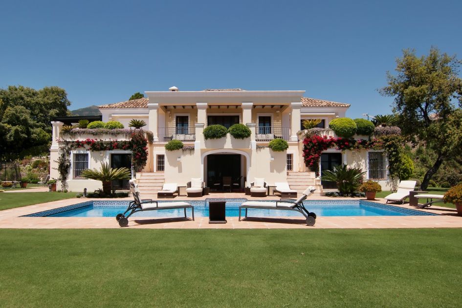 Villa con estilo, confort y pedigrí y en La Zagaleta