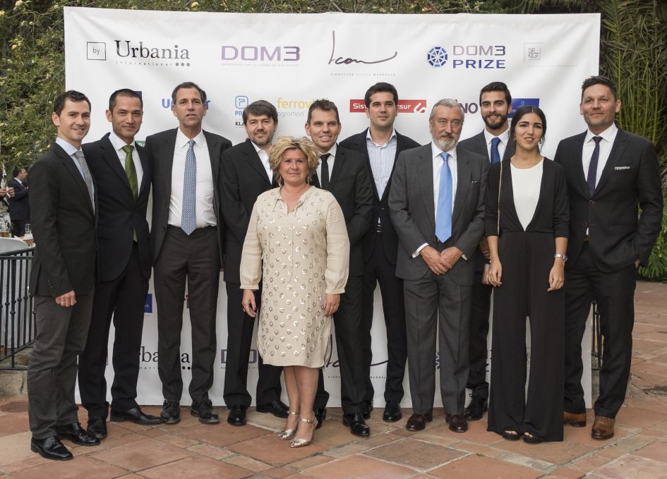DM Properties felicita al ganador del concurso DOM3