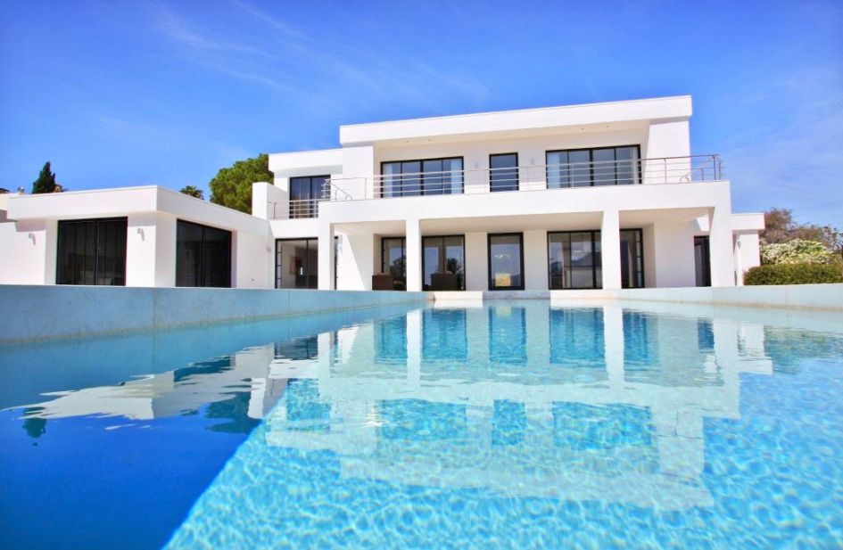 Modern vs Traditional in Marbella, Costa del Sol