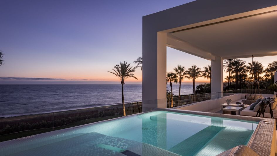 Beachfront bliss in the New Golden Mile