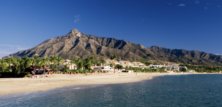 Marbella beach with the iconic La Concha mountain in the background 