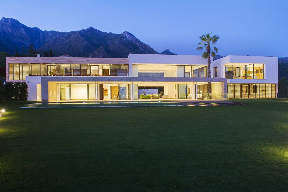 Helping you find a Contemporary Home to love in Marbella