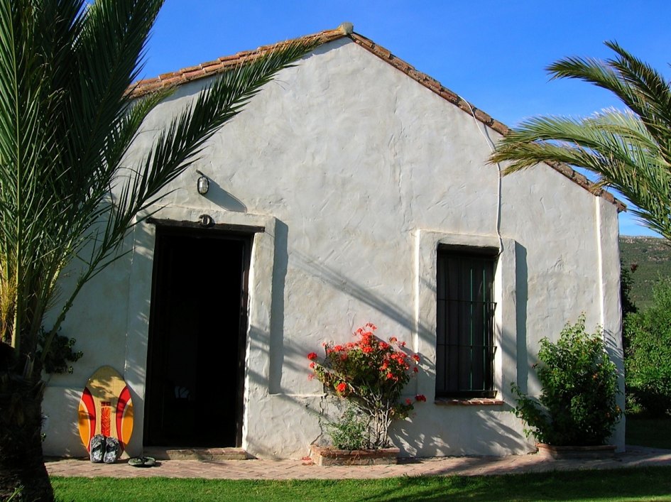 Tarifa house by Roberto Quintana