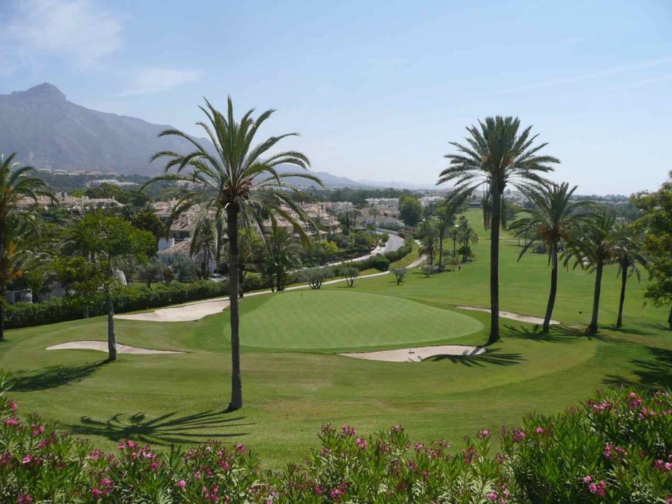 Las Brisas – aristocrat of the Golf Valley