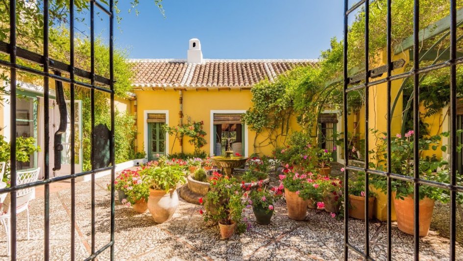 Charming Andalusian finca with a rich pedigree in Malaga province