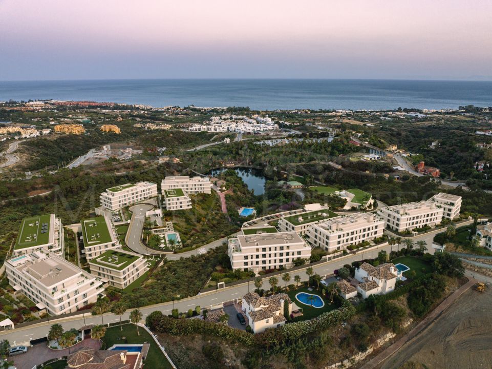 Apartamento de nueva construcción con vistas al mar en Estepona