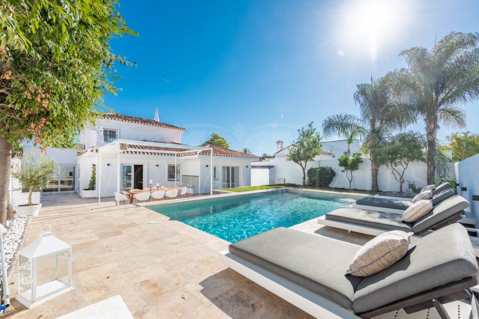 Villa totalmente reformada en Nueva Andalucía, Marbella