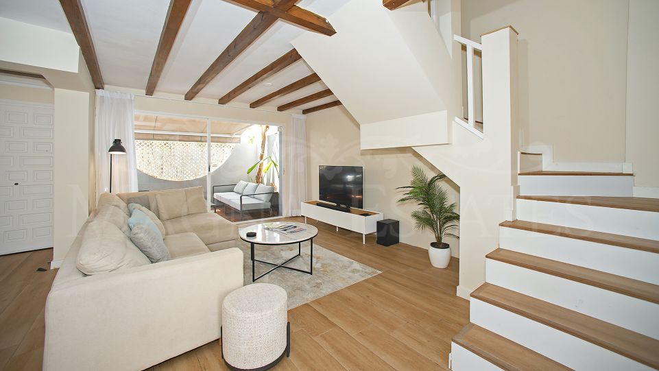 Townhouse in Altos del Rodeo, Nueva Andalucia, Marbella, Marbella