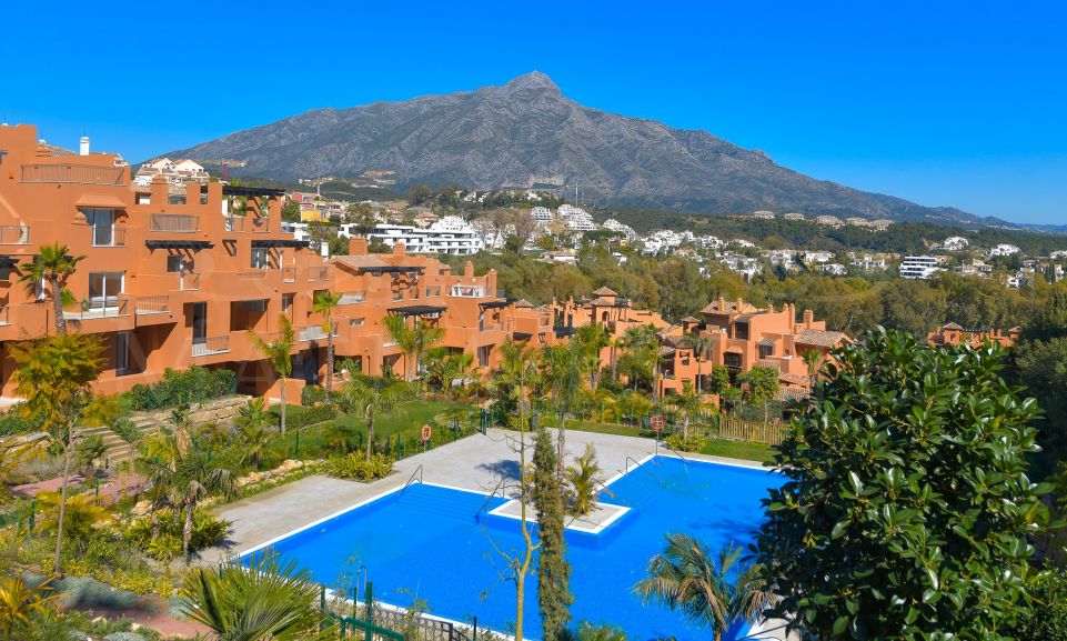 Brand new apartment in the heart of the Golf Valley, Nueva Andalucía, Marbella