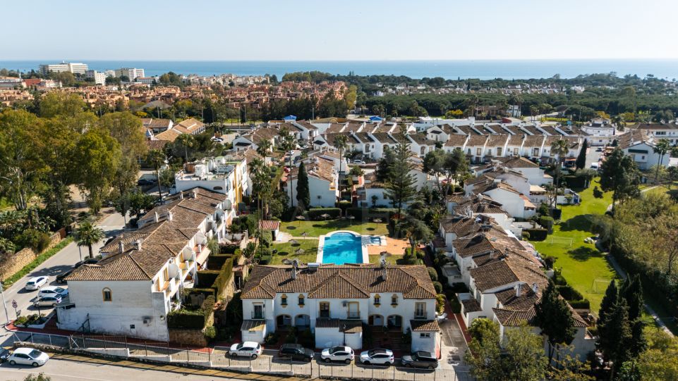 Town house in El Campanario