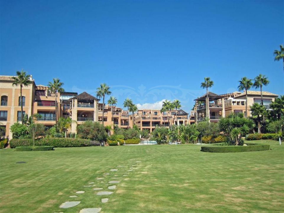 Apartamento en Planta Baja en Primera Línea de Playa en San Pedro Playa