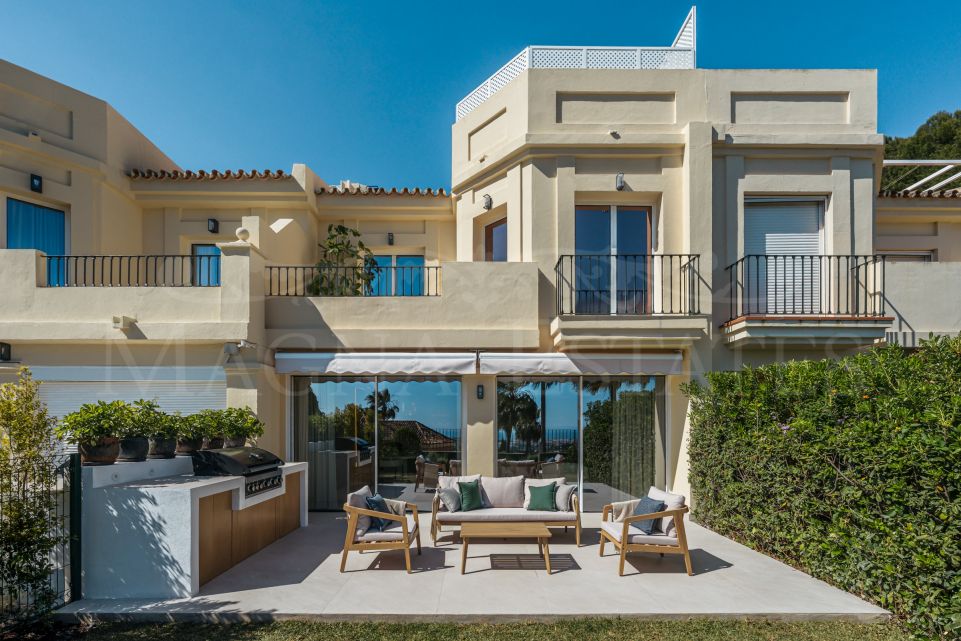 Three-Bedroom Town House in La Quinta, Benahavis