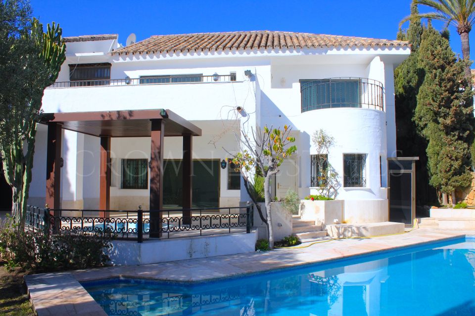 Beautiful villa in Golden Mile, Marbella