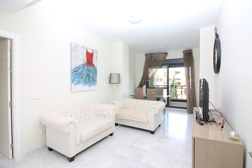 Apartment for sale in Guadalmansa Playa, Estepona