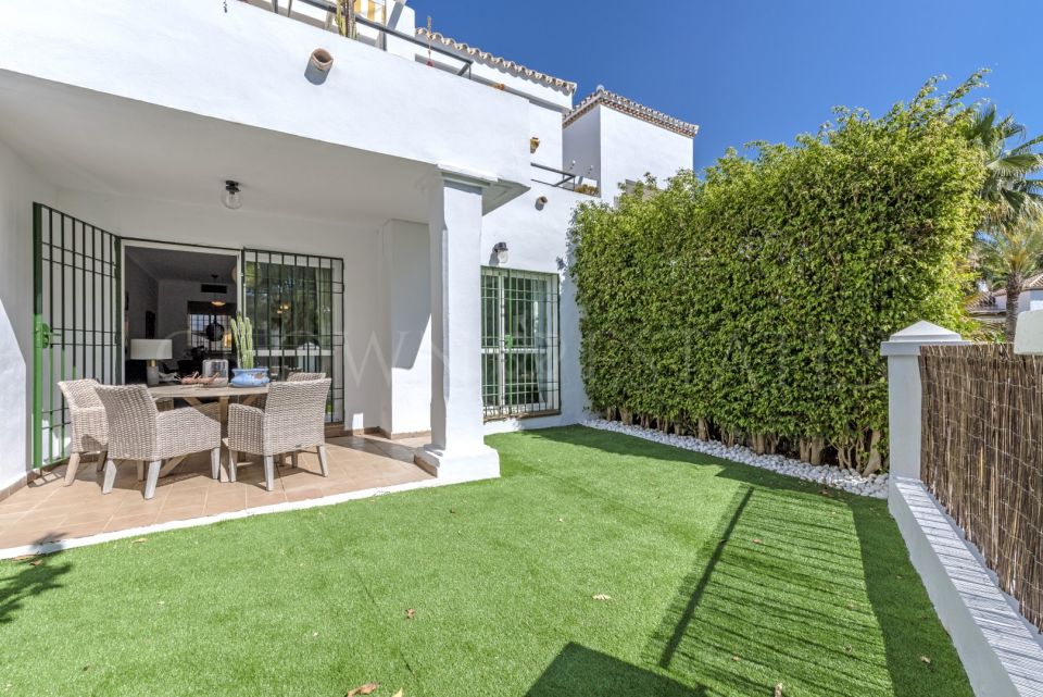 Apartment for sale in Nueva Andalucia, Marbella