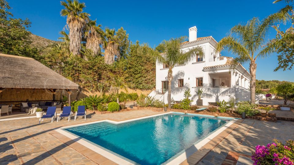 Villa for sale in Marbella Golden Mile