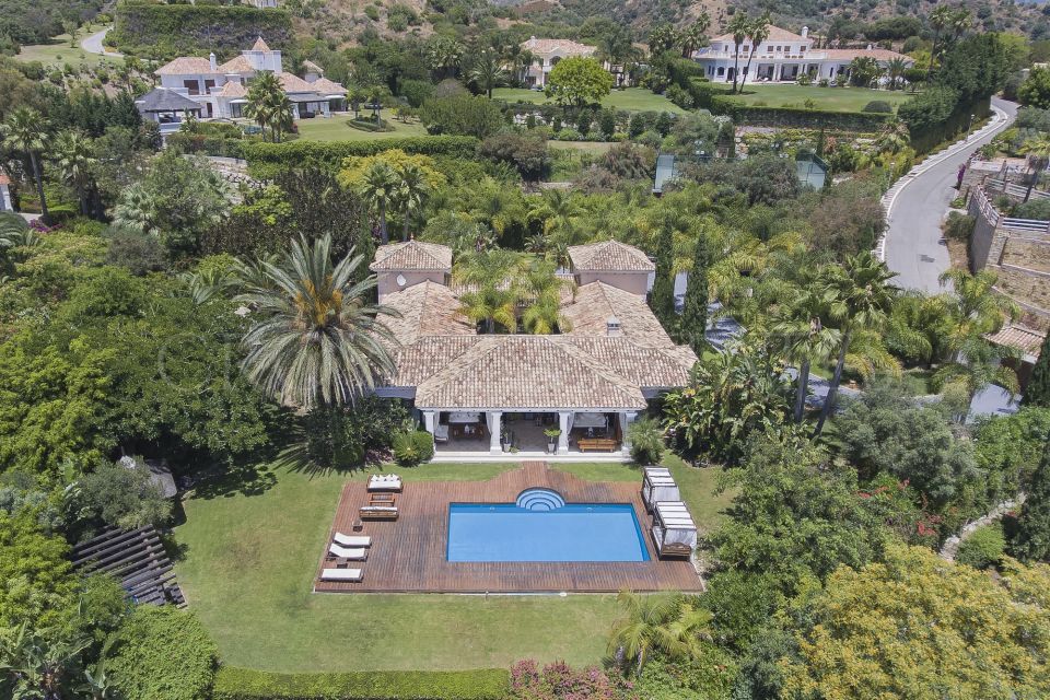 Villa for sale in Vega del Colorado, Benahavis