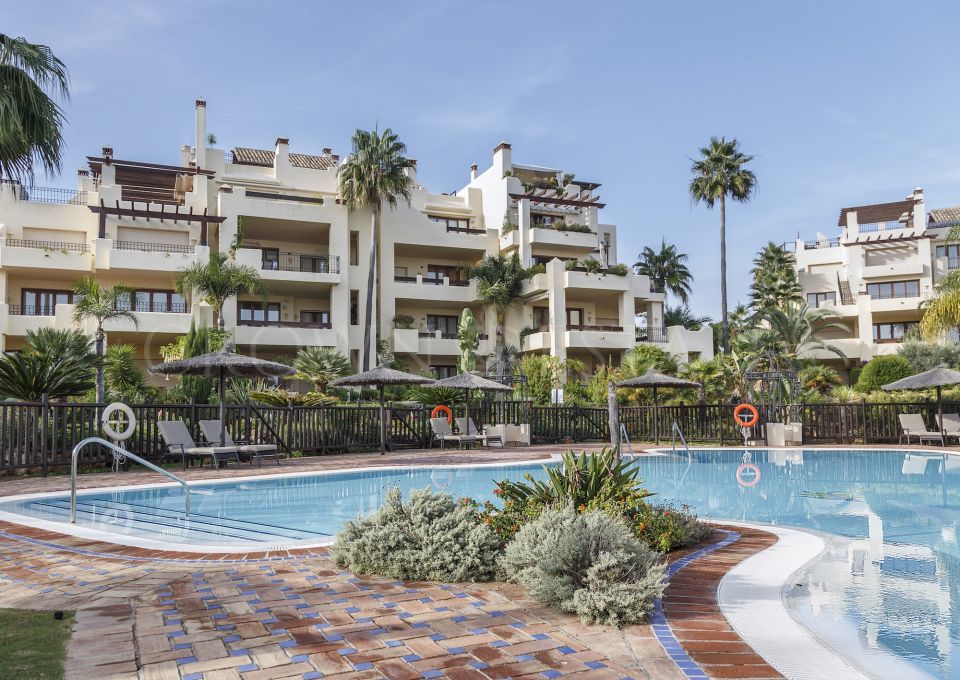 Duplex Penthouse for sale in New Golden Mile, Estepona