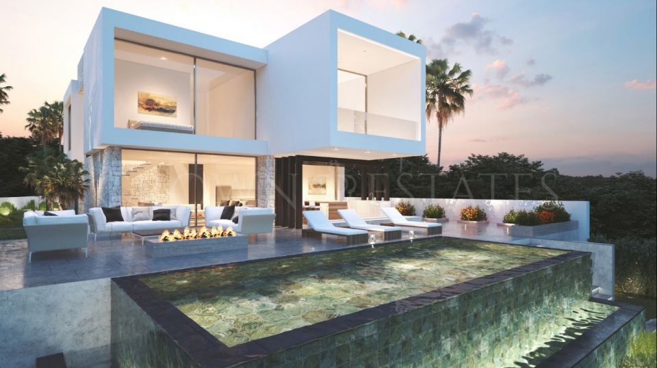 Villa for sale in Buena Vista, Mijas Costa