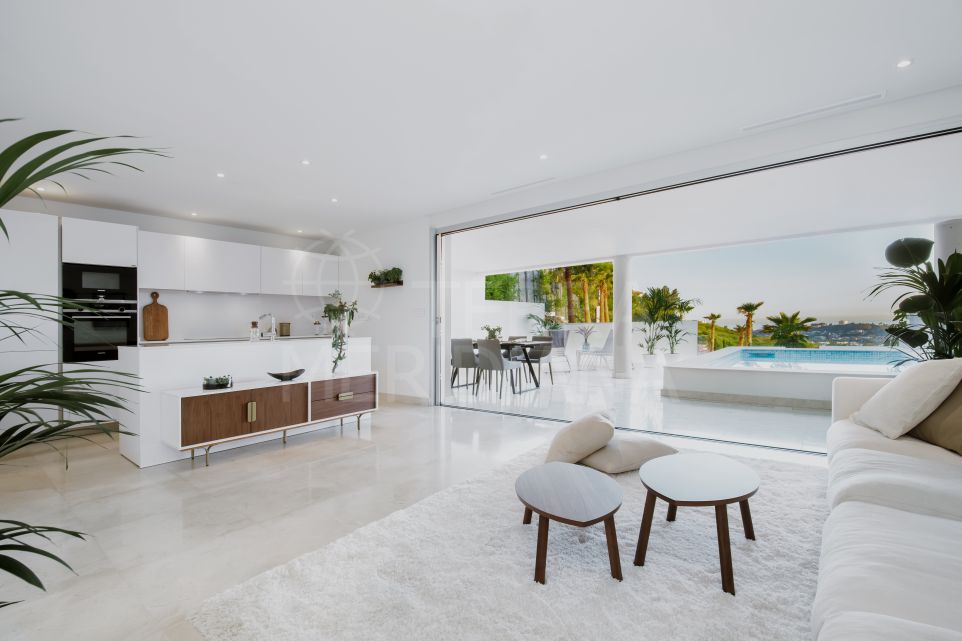 New apartment with mesmerising views for sale in La Morelia de Marbella, Nueva Andalucia, Marbella
