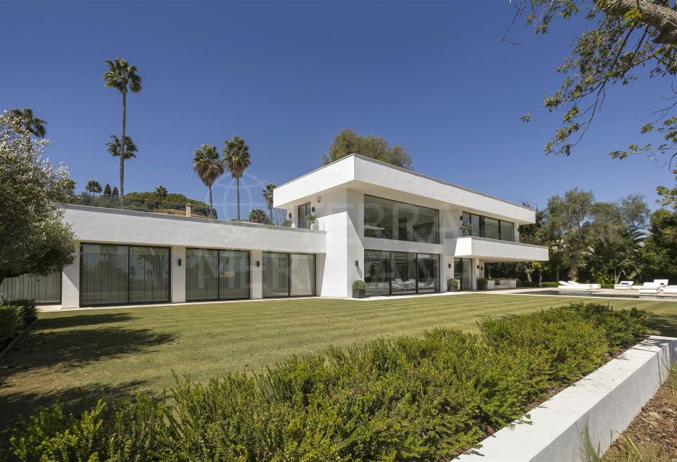Amazing brand new modern villa for rent short term, Sotogrande Costa