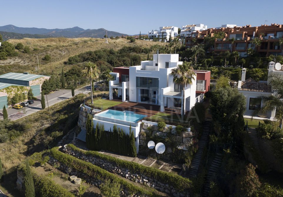 Spacious contemporary villa for sale in Los Flamingos, Benahavis