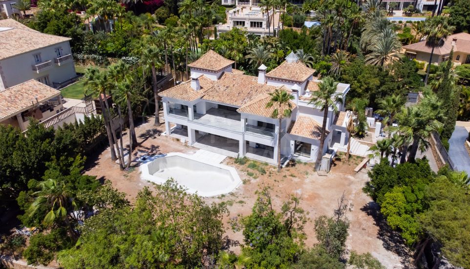 Unique villa with cutting edge designer finishes for sale in exclusive Sierra Blanca, Marbella Golden Mile