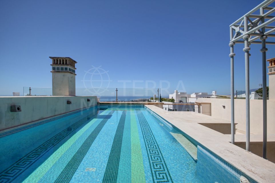 Magnificent 5 bedroom luxury townhouse with sea views for sale in Sierra Blanca del Mar, Marbella