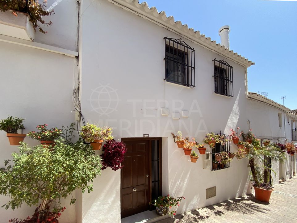 Magnificent upgraded 2 bedroom townhouse for sale in the heart of Estepona's Old Town