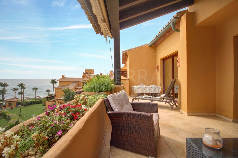 Magnificent front line beach 2 bedroom apartment with sea views for sale in Los Granados del Mar, Estepona