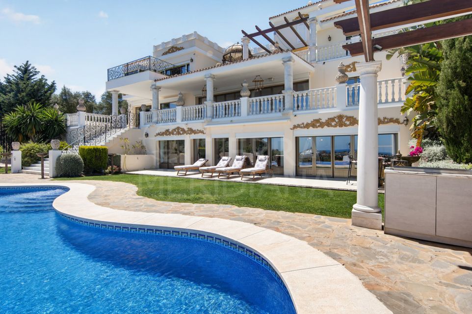 Spectaculaire villa de luxe avec vue sur la mer à vendre à Los Flamingos, Benahavís