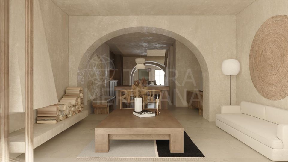 Casa adosada para reformar vendida con proyecto aprobado, piscina en la azotea en el casco antiguo de Estepona