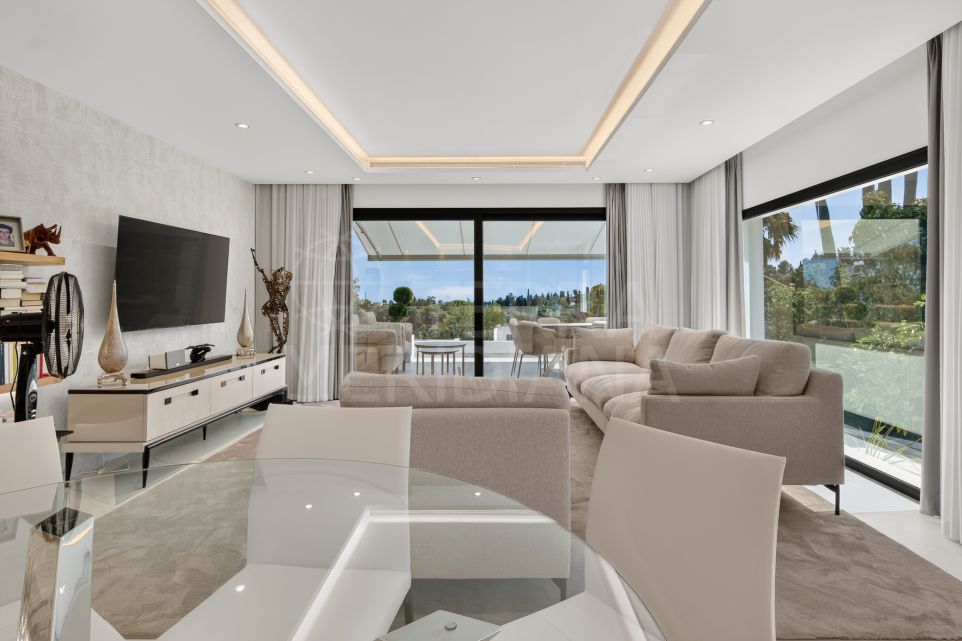 Finca Esperanza - Un domaine privé avec vue mer, partiellement rénové près d’Estepona