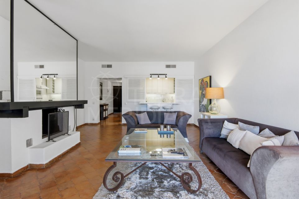 Appartement en première ligne de plage avec 1 chambre et vue imprenable sur la mer à vendre à Puerto Banús