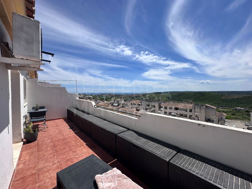 Beautiful 1 bedroom penthouse apartment with panoramic sea views for sale in Manilva