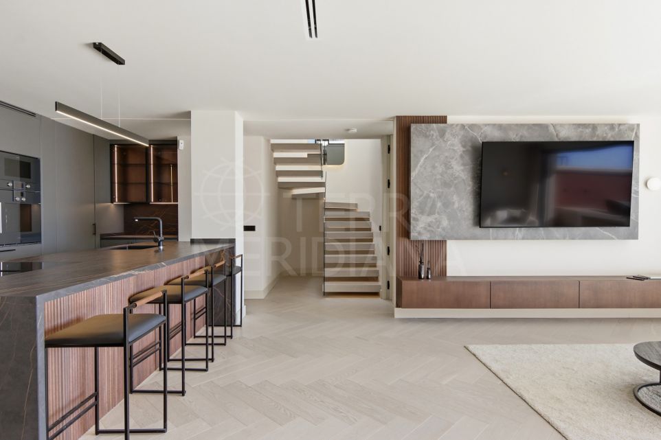 Пентхаус дуплекс на продажу в Monte Halcones, Бенахавис