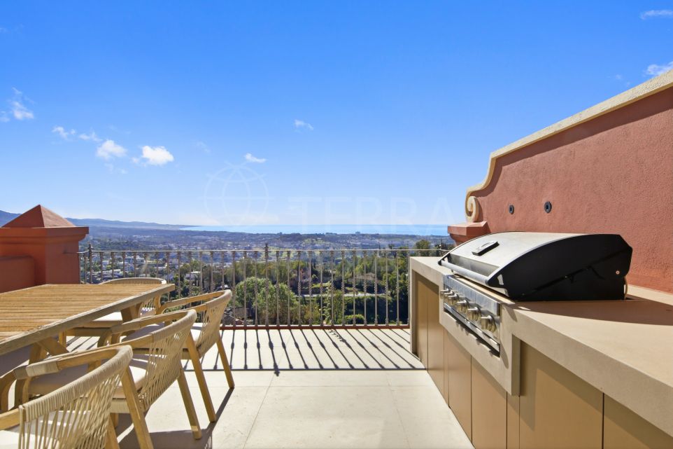 Пентхаус дуплекс на продажу в Monte Halcones, Бенахавис