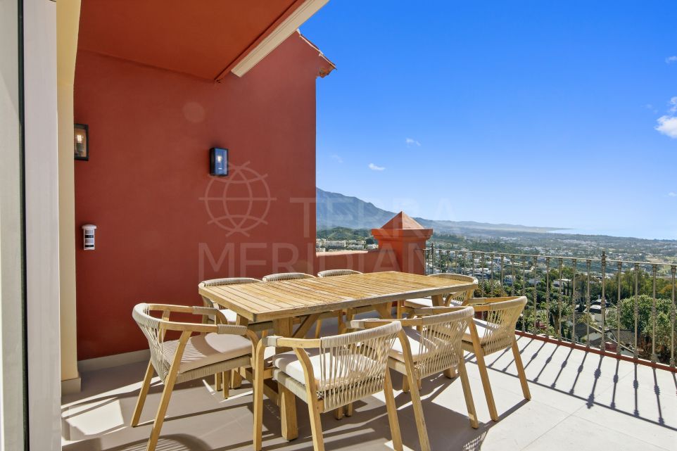 Пентхаус дуплекс на продажу в Monte Halcones, Бенахавис