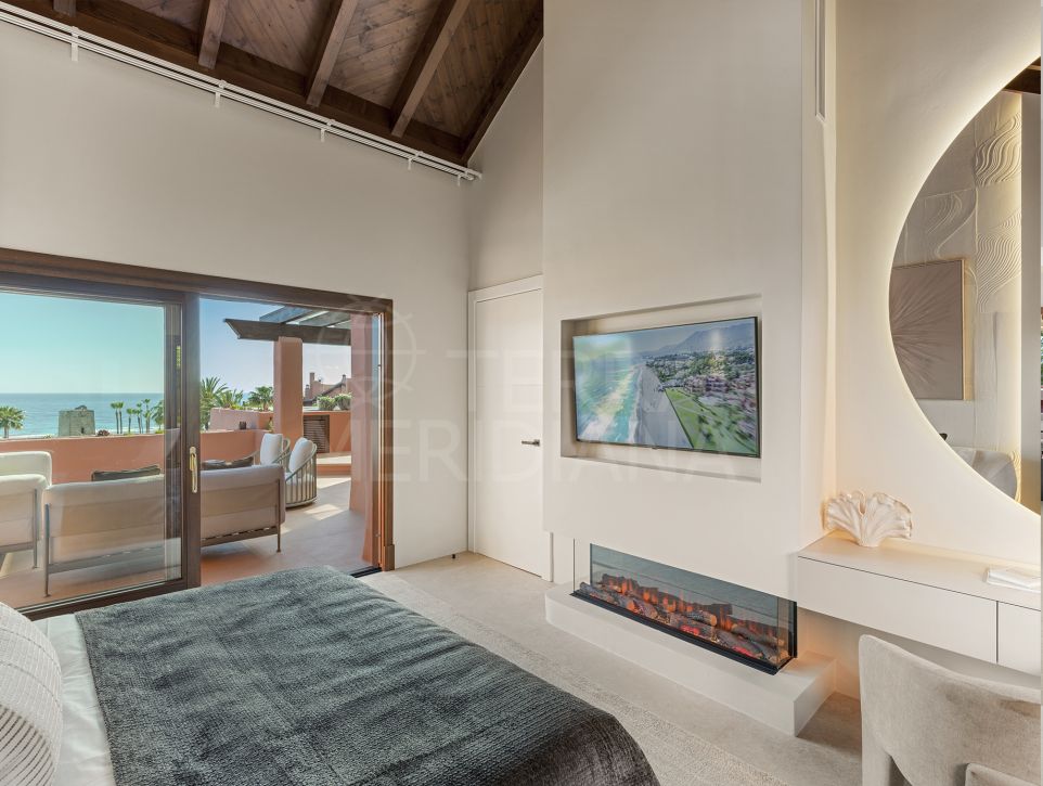 Penthouse ultra-luxueux de 3 chambres à Torre Bermeja