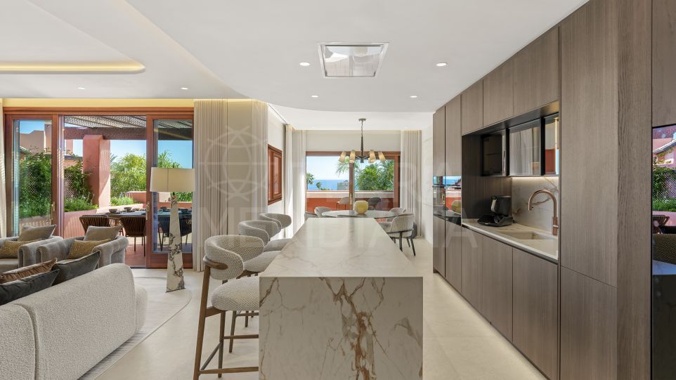 Penthouse ultra-luxueux de 3 chambres à Torre Bermeja